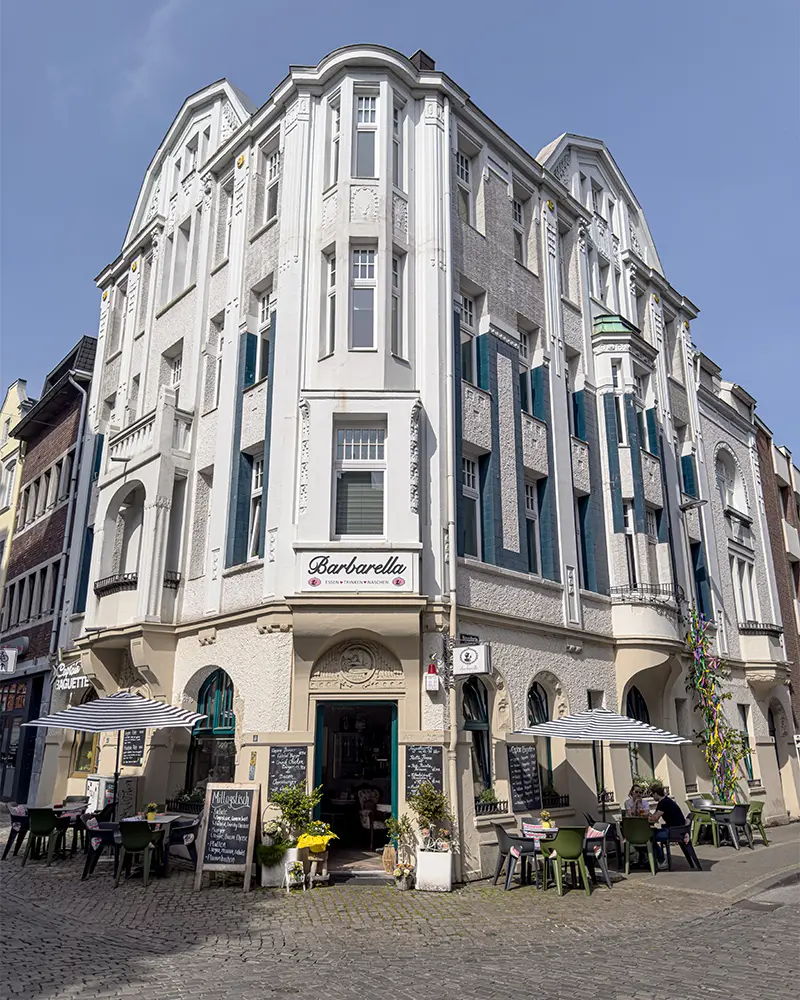 Barbarella Café